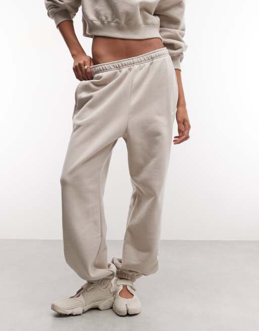 Nike Studio Fleece cuffed sweatpants in beige , 2 of 5