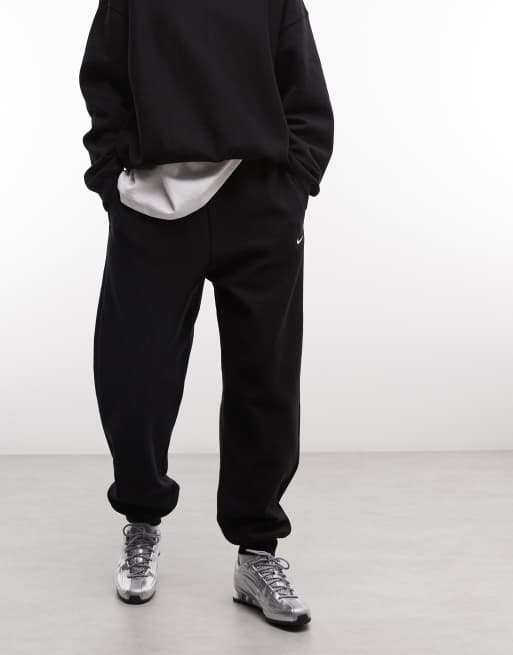 Nike Studio Fleece heavy-weight oversized joggers in black, 2 of 5