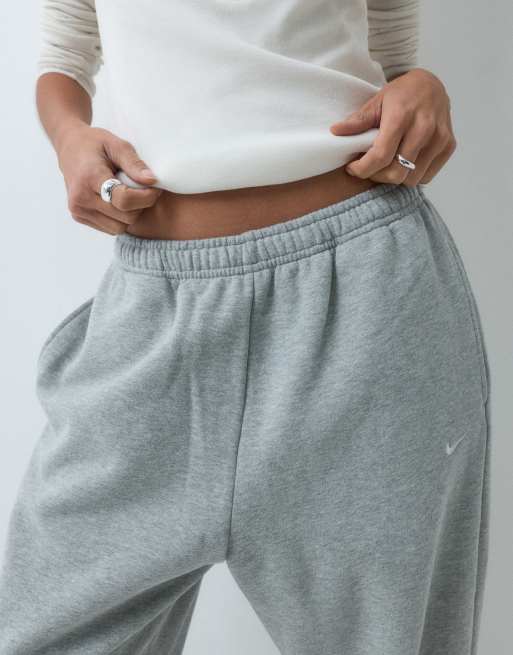 Nike Studio Fleece mid-weight oversized cuffed joggers in grey, 4 of 5