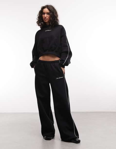 Nike Studio Fleece mid-weight scallop lined jogger in black - view 1