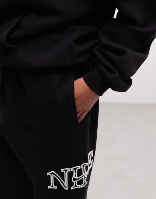 Nike Studio Fleece mittelschwere Oversize-Jogginghose mit Logo in Schwarz, 4 von 5