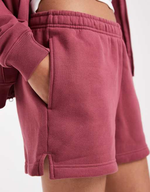 Nike Studio Fleece shorts in burgundy, 3 of 5
