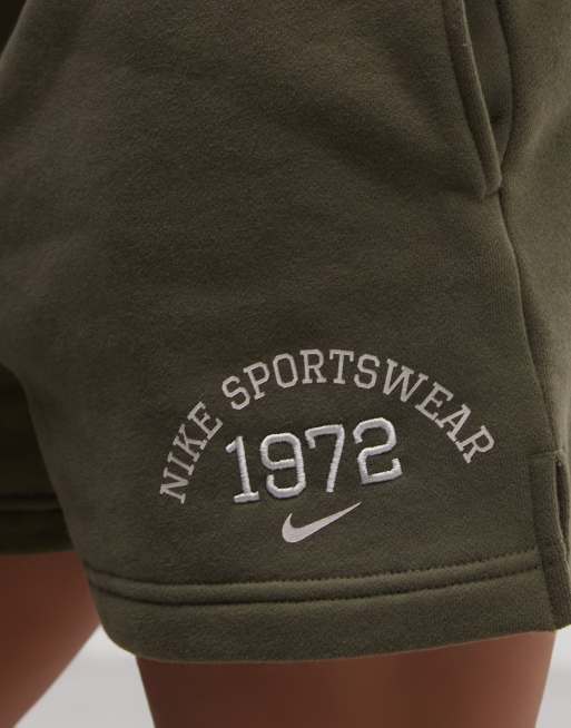 Nike Studio Fleece szorty varsity w kolorze khaki, 3 z 5