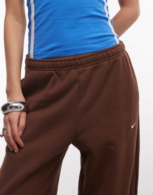 Nike Studio Fleece wide leg sweatpants in brown , 5 of 5