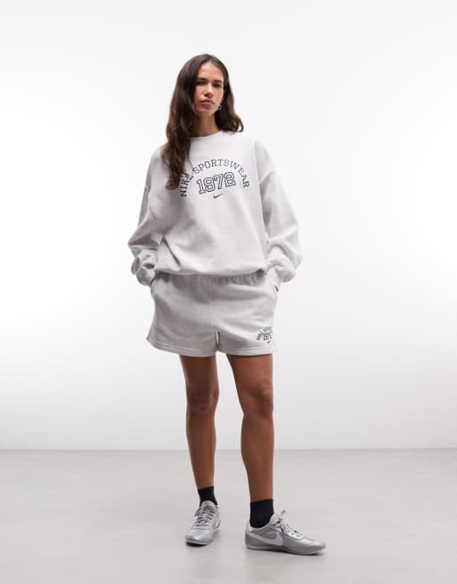 Nike - Studio Fleece - Coordinato oversize stile college grigio chiaro felpato, 3 di 3