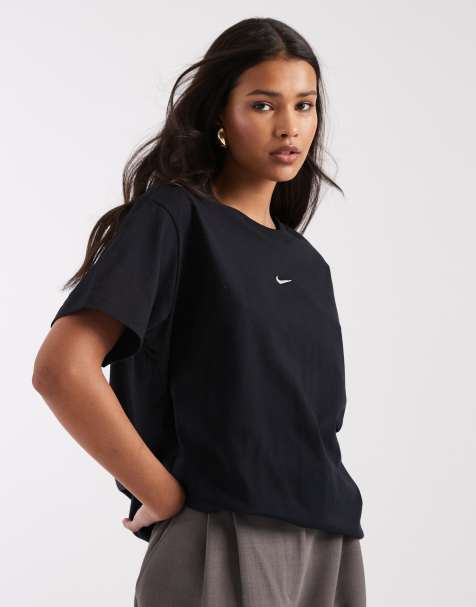 Nike – Svart, klassisk t-shirt i oversize - view 1
