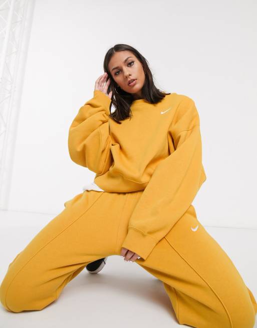 Nike Surv tement oversize avec petit logo virgule Jaune ASOS