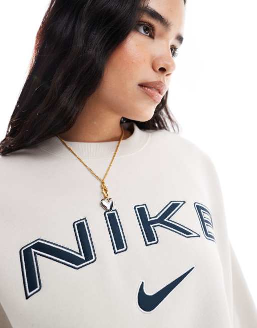 Nike Sweatshirt met retro logo in crème ASOS