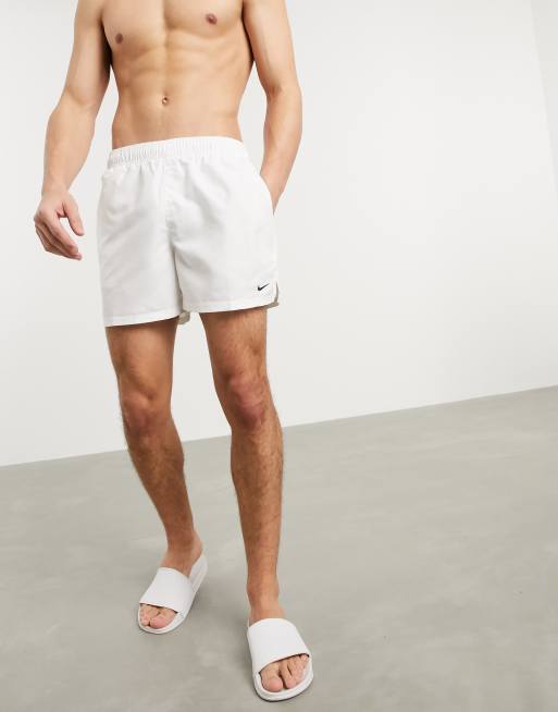 Nike Swimming 5 Zoll Volley Shorts in WeiB ASOS