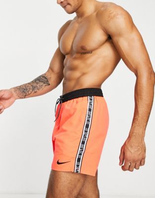 Maillots de bain Nike Swimming - Digi - Short de volley 5 pouces avec bande à logo virgule - Rouge