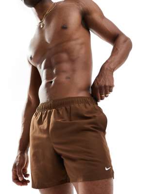 Nike Swimming – Essential – Bruna badshorts i volleystil med 5 tum innersöm
