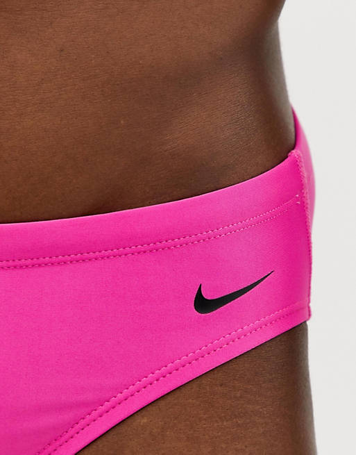 Nike Swimming - zwembroek met groot Swoosh-logo roze NESS9098-654 | ASOS