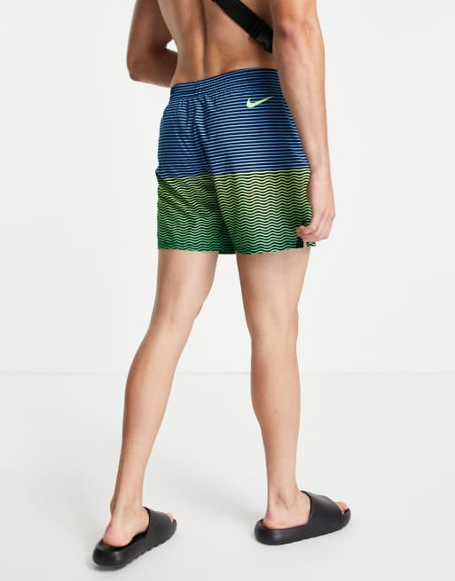 Nike Swimming – Grönrandiga badshorts med swoosh-logga, 2 av 4