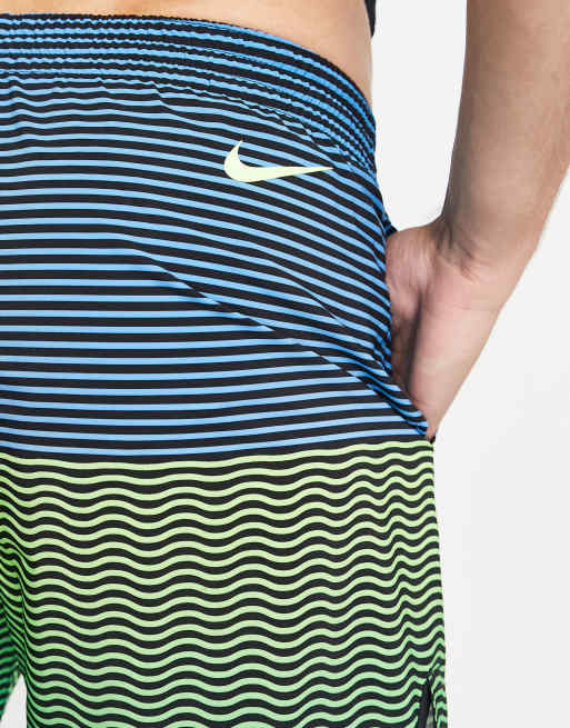 Nike Swimming – Grönrandiga badshorts med swoosh-logga, 3 av 4