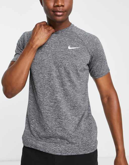Nike Swimming - Hydroguard - T-shirt met korte mouwen in gemêleerd donkergrijs