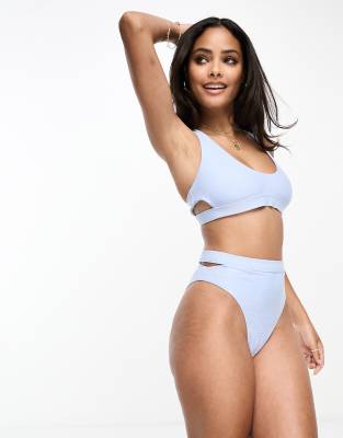 Nike Swimming - Icon - Bikinihose in Blau mit Zierausschnitten und hohem Bund-Lila