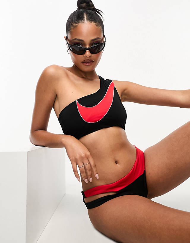 Nike Swimming - icon sneakerkini asymmetrical bikini top in black and red