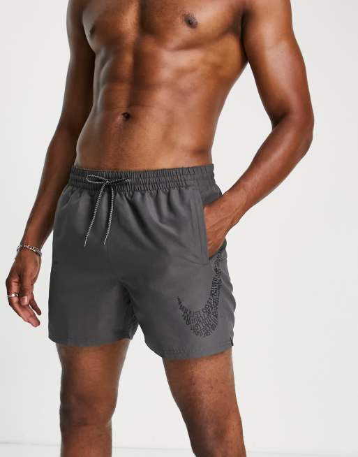 Nike Swimming – Shorts in Grau mit Swoosh-Logo, 5 Zoll Länge