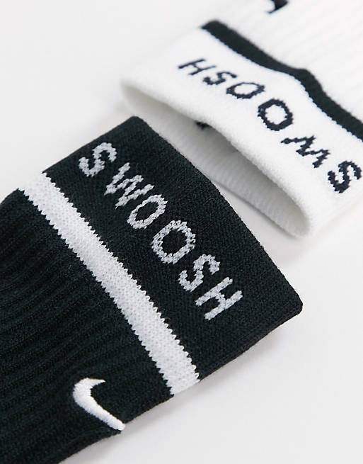 Men Socks/Nike Swoosh 2 pack socks in white/black 