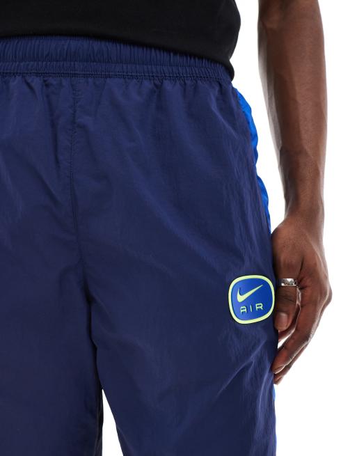 Nike – Swoosh Air – Granatowo-niebieskie joggersy z tkaniny, 4 z 5