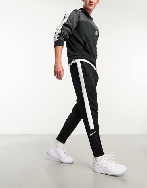 Nike air joggers online mens black