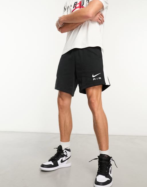 Nike – Swoosh Air – Shorts in Schwarz