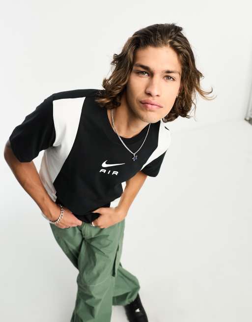 Nike Swoosh Air T Shirt in Schwarz mit Swoosh Logo in WeiB ASOS