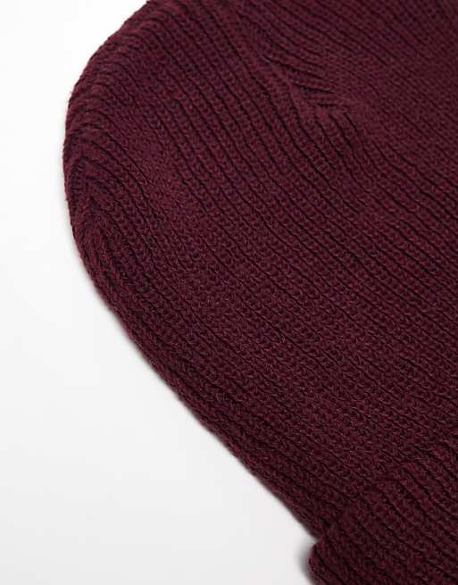 Nike Swoosh beanie in burgundy | ASOS Nike Swoosh beanie in burgundy | ASOS