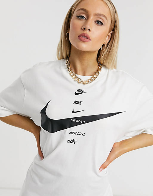 Loungewear Nike swoosh boyfriend multi logo t-shirt in white 