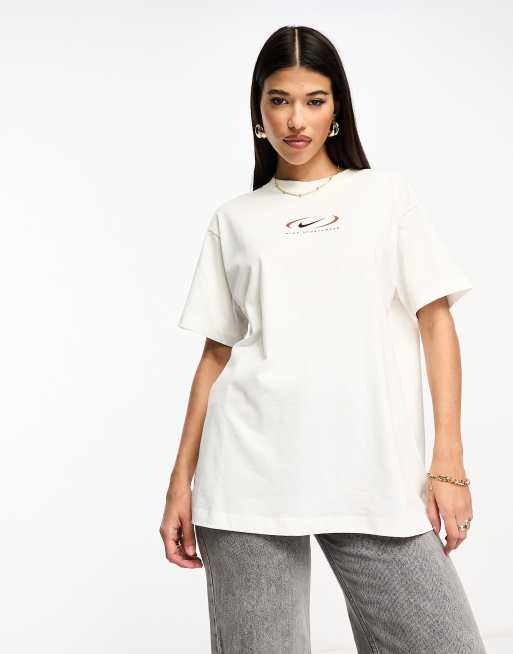 Nike swoosh clearance boyfriend t shirt