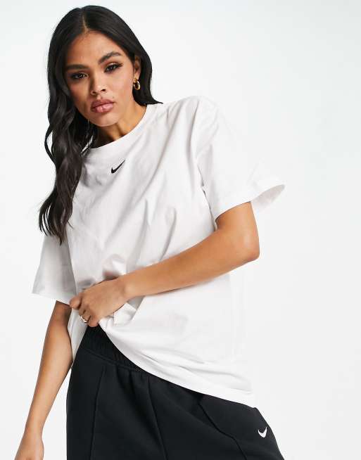 Ladies white nike t shirt sale