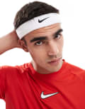 [Nike] Nike Swoosh Classic headband in white One Size WHITE