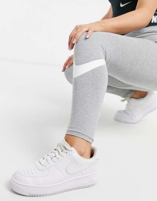 Legging Nike Sportswear Club Swoos Cinza - Compre Agora