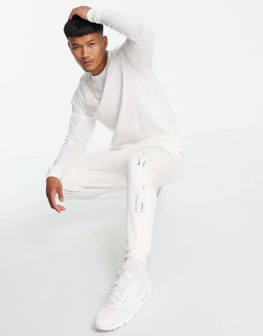 Nike swoosh outlet fleece tracksuit