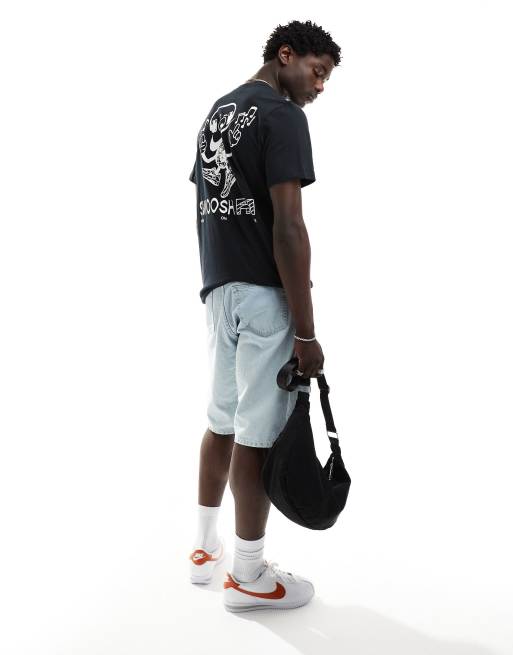 Nike★Swoosh FM graphic バックプリント ブラックＴシャツ Nike Swoosh FM graphic backprint t-shirt in black | ASOS