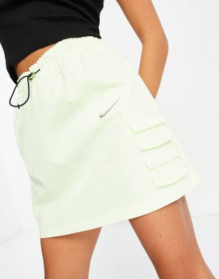 Nike - Swoosh - Jupe tissée à poches fonctionnelles et logo virgule - Jaune fluo