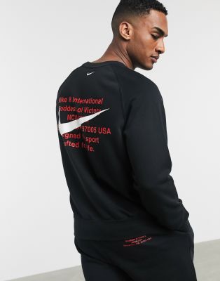 nike swoosh logo crew neck sweat in black