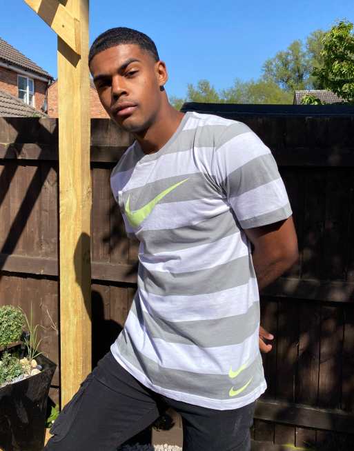 Nike Sportswear Men's T-Shirt.