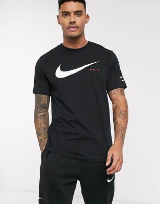 nike swoosh t shirt black