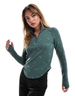 Nike Nike Swoosh long sleeve half zip top in green