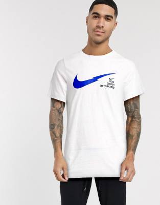 tee shirt nike swoosh blanc