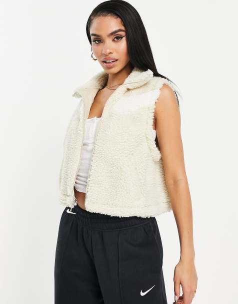Nike Swoosh Pack sherpa full-zip vest in sand - view 1