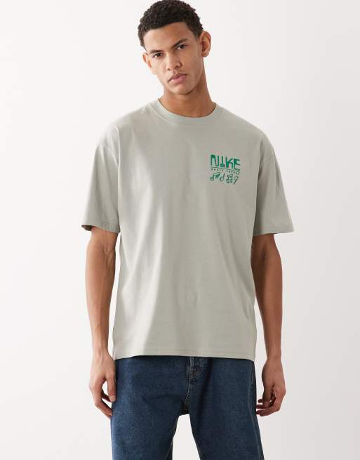 Nike Swoosh Sounds backprint t-shirt in green , 5 of 5
