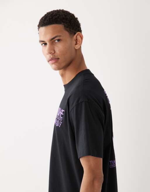 Nike - Swoosh Sounds - T-shirt nera con stampa sul retro, 4 di 5