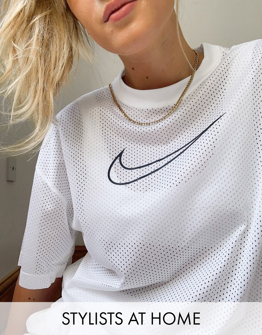 Nike swoosh t-shirt in white
