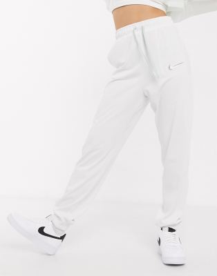 white nike joggers