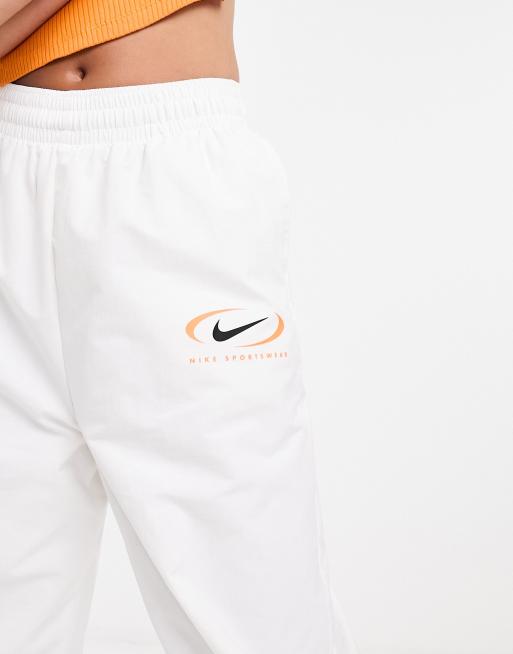 Nike swoosh white 2024 woven high waisted joggers