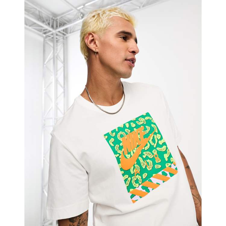Nike T shirt avec logo imprim animal carr Blanc ASOS