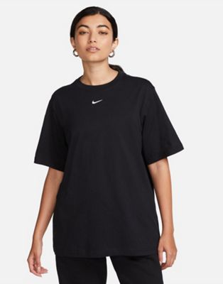 Nike mini swoosh boyfriend t-shirt in black - ASOS Price Checker
