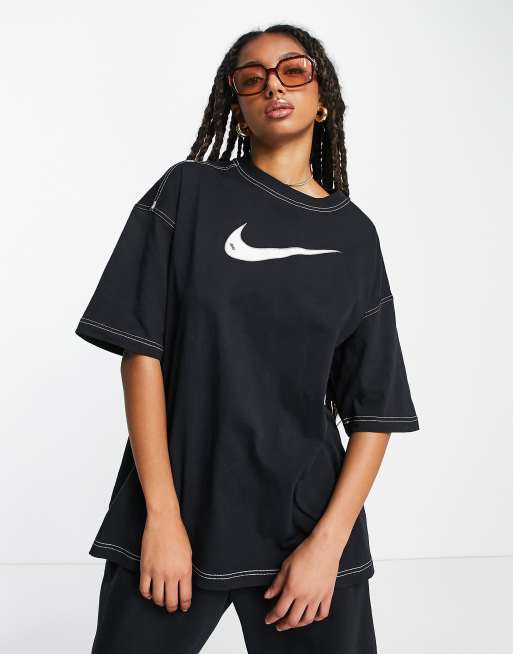 Nike - T-shirt coupe boyfriend à logo virgule et coutures contrastantes - Noir, 3 de 4